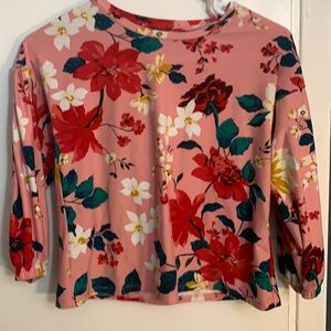 Two Girls Old Navy Size M tops